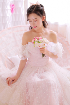 韩风九个未婚妻的身份
